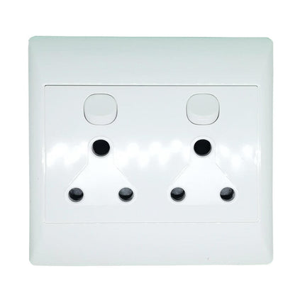 Redisson Double Plug 4 x 4 White D01