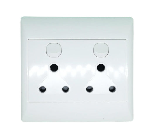 Redisson Double Plug 4 x 4 White D01